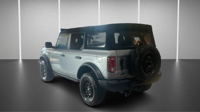 2023 Ford Bronco Black Diamond 4 Door 4x4 - 23066929 - 11