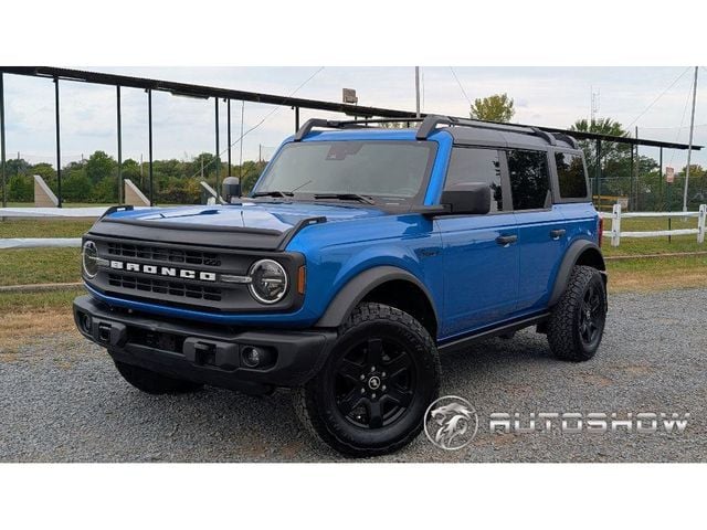 2023 Ford Bronco Black Diamond 4 Door 4x4 - 22928769 - 0
