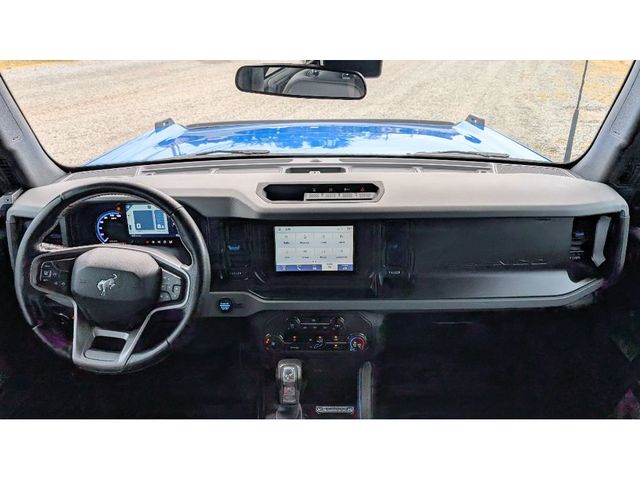 2023 Ford Bronco Black Diamond 4 Door 4x4 - 22928769 - 24