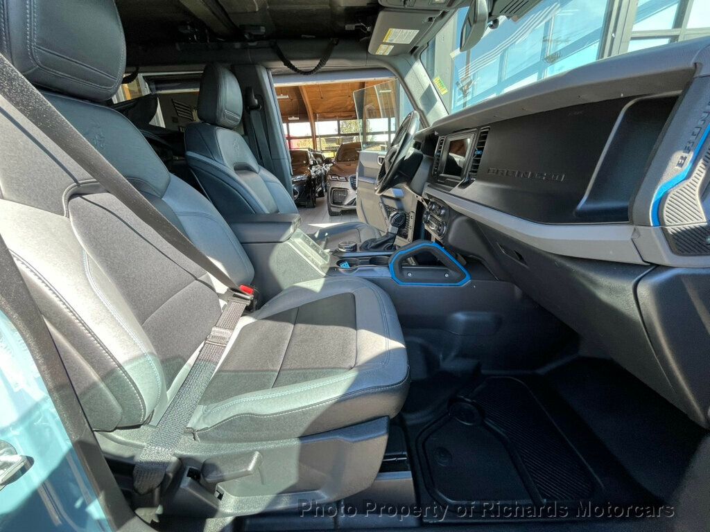 2023 Ford Bronco Black Diamond 4 Door Advanced 4x4 - 22925922 - 17