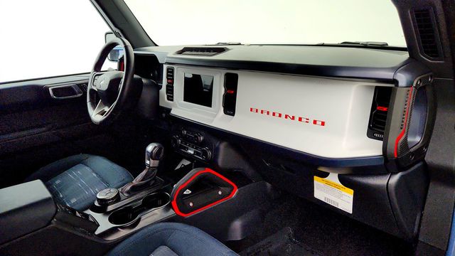 2023 Ford Bronco Heritage Edition 4 Door Advanced 4x4 - 23098480 - 24