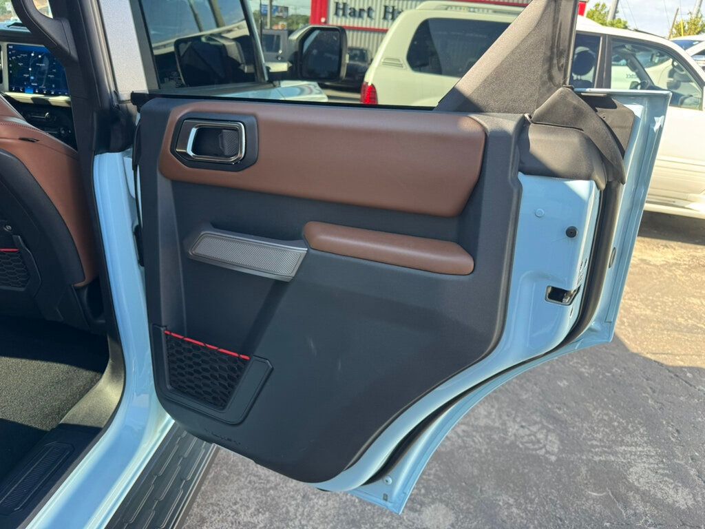 2023 Ford Bronco Heritage Limited First Edition photo 15