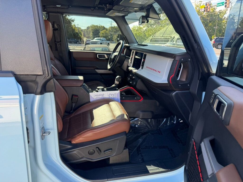2023 Ford Bronco Heritage Limited First Edition photo 17