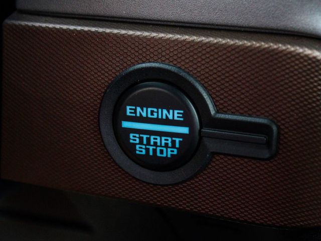 2023 Ford Bronco Outer Banks - 23077135 - 21