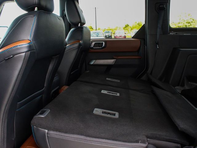 2023 Ford Bronco Outer Banks - 23077135 - 30
