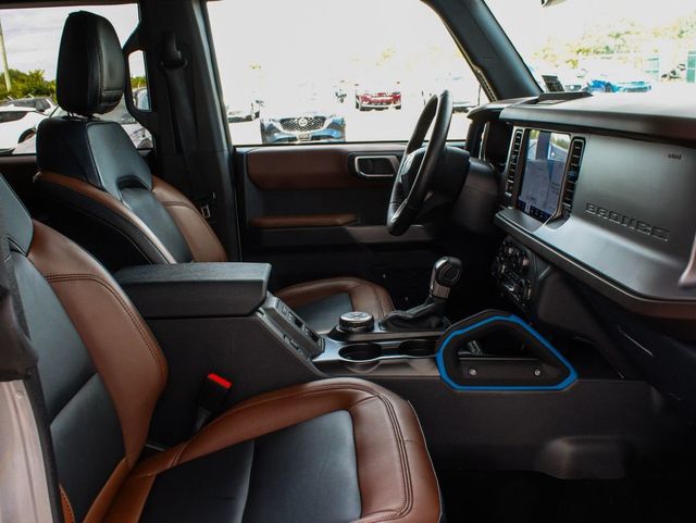 2023 Ford Bronco Outer Banks - 23077135 - 38