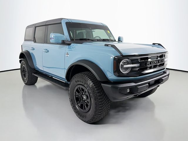 2023 Ford Bronco Outer Banks 4 Door 4x4 - 23039496 - 0