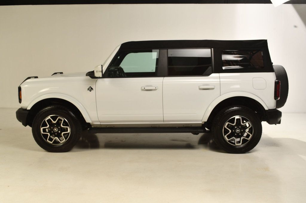 2023 Ford Bronco Outer Banks photo 4