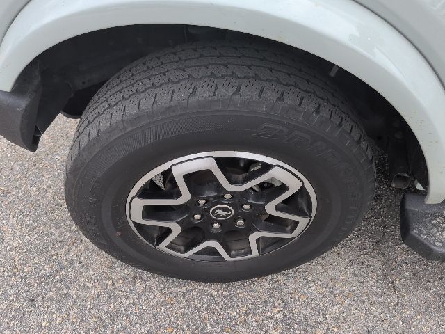 2023 Ford Bronco Outer Banks 4 Door 4x4 - 23025692 - 9