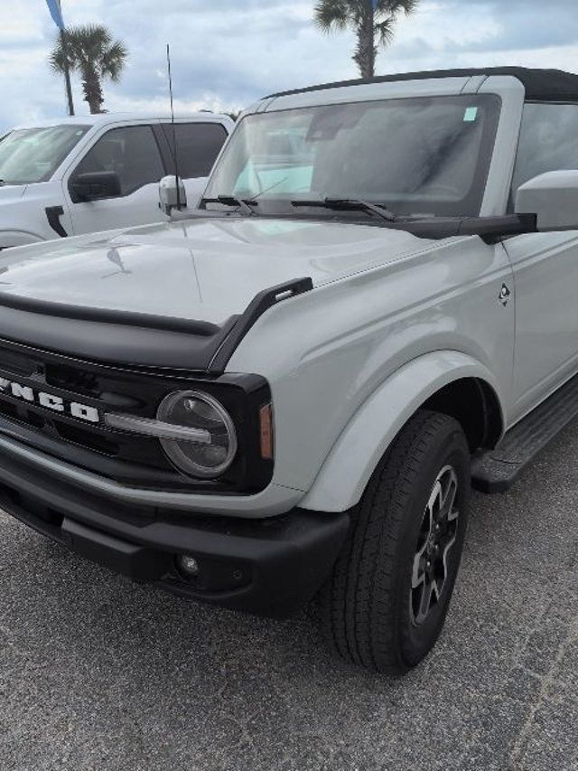 2023 Ford Bronco Outer Banks 4 Door 4x4 - 23025692 - 10