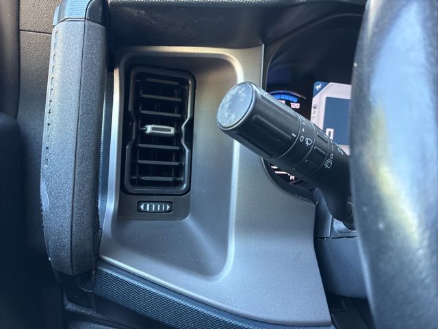 2023 Ford Bronco Outer Banks 4 Door 4x4 - 23025692 - 26