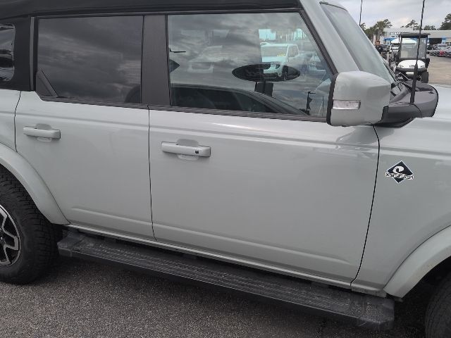 2023 Ford Bronco Outer Banks 4 Door 4x4 - 23025692 - 2
