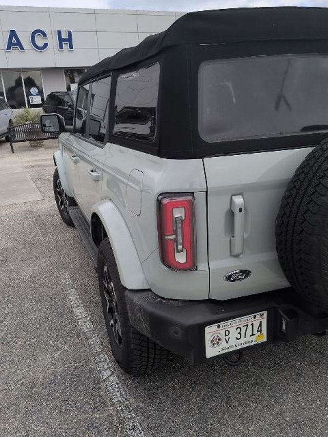 2023 Ford Bronco Outer Banks 4 Door 4x4 - 23025692 - 6