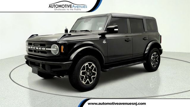 2023 Ford Bronco Outer Banks 4 Door 4x4 w/ High Package & 2.7L V6 - 23067082 - 0