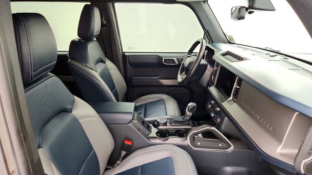 2023 Ford Bronco Outer Banks 4 Door 4x4 w/ High Package & 2.7L V6 - 23067082 - 22