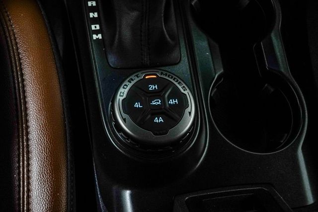 2023 Ford Bronco Outer Banks 4 Door Advanced 4x4 - 23001427 - 17
