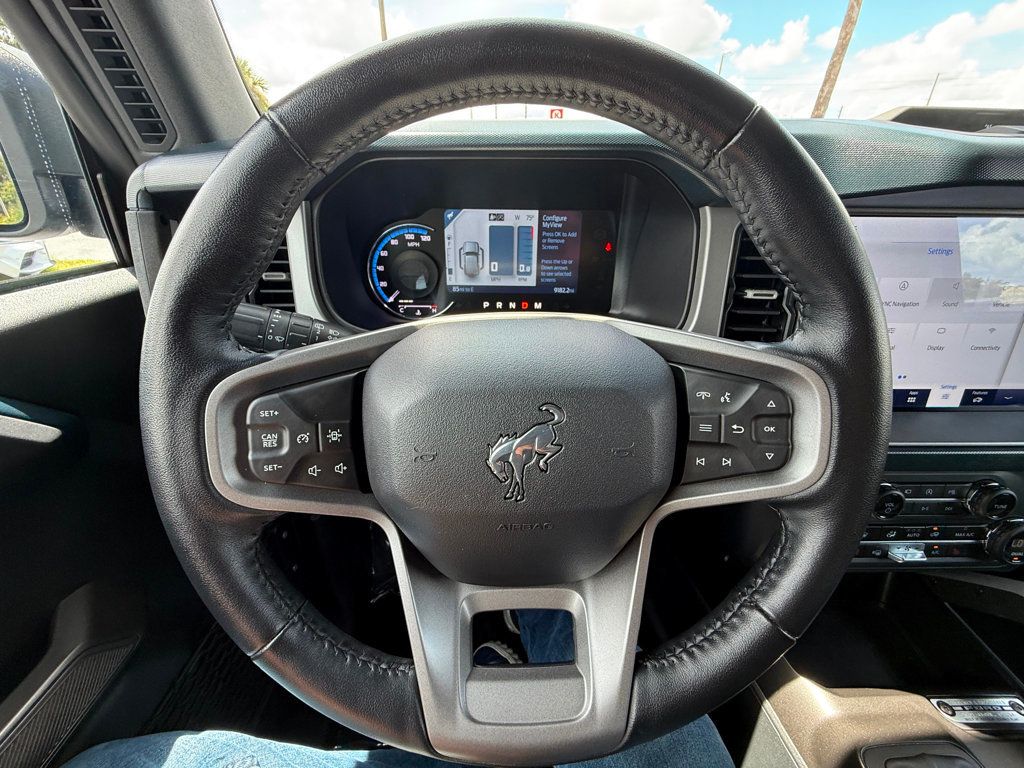 2023 Ford Bronco Outer Banks photo 6