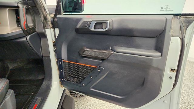 2023 Ford Bronco Raptor 4 Door Advanced 4x4 with 17'' Black Forged Wheels - 22975900 - 23