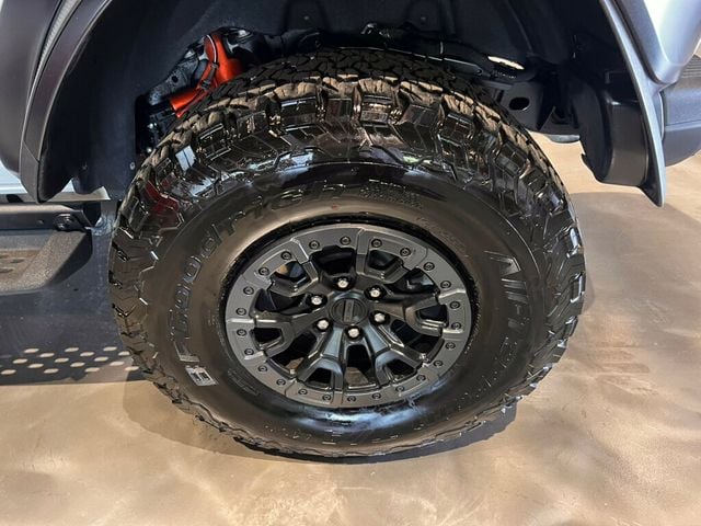 2023 Ford Bronco Raptor/LuxPkg/AdapCruise/HtdSteerWheel/CarbonFiberPkg/GraphicPkg - 22993391 - 10