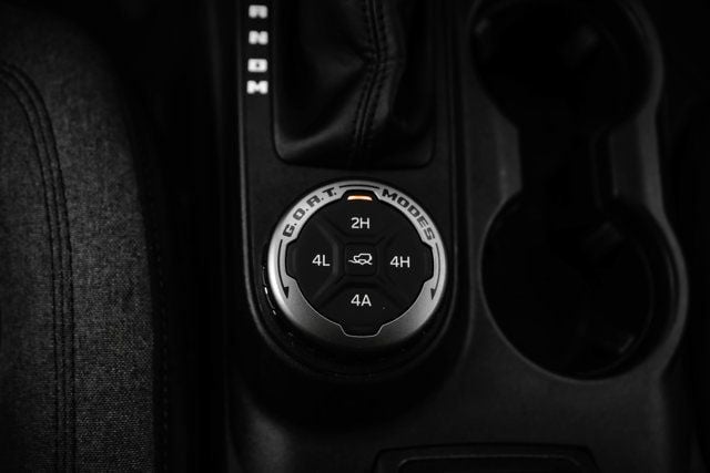 2023 Ford Bronco SasquatchPkg/V6/HardTop/PushButtonStart/BackupCam/AppleCarplay - 23081153 - 19