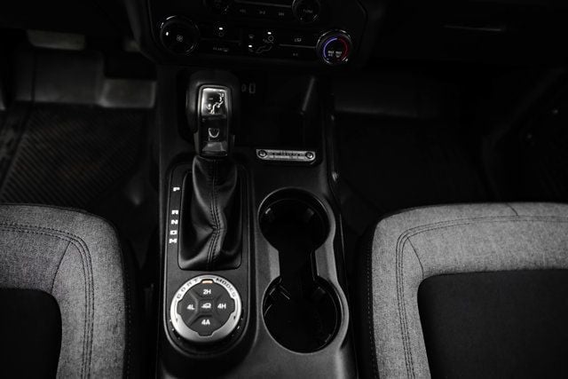 2023 Ford Bronco SasquatchPkg/V6/HardTop/PushButtonStart/BackupCam/AppleCarplay - 23081153 - 20