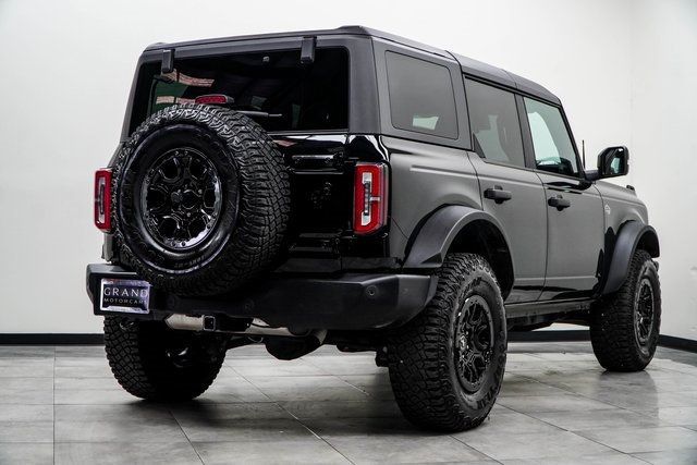 2023 Ford Bronco Wildtrak photo 12