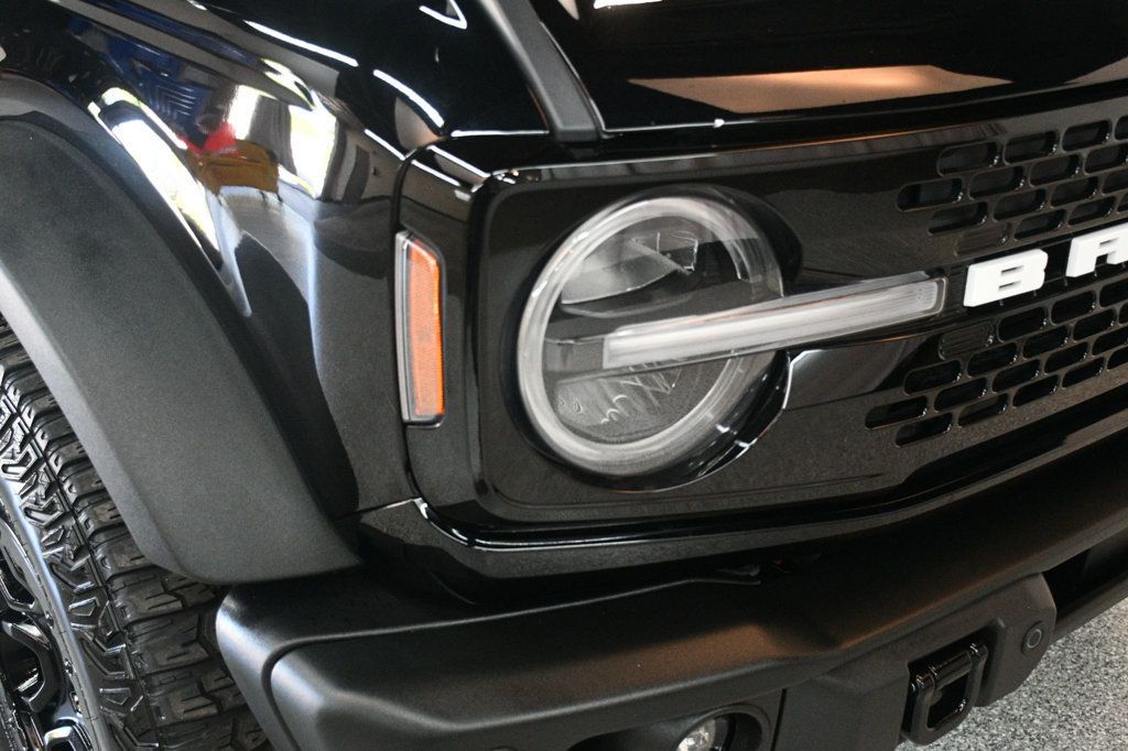 Ford Bronco photo 10