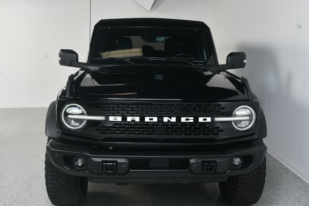 Ford Bronco photo 12
