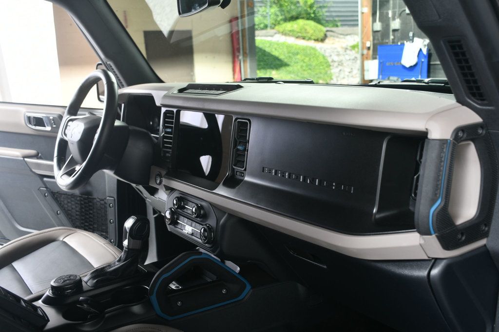 Ford Bronco photo 27