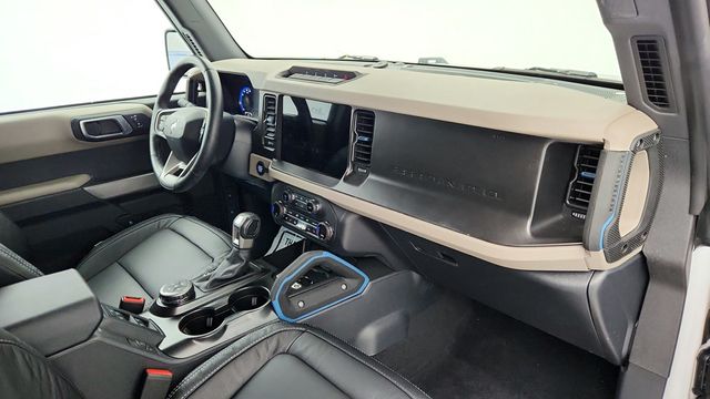 2023 Ford Bronco Wildtrak 4 Door Advanced 4x4 w/ Equip 354A & Carbonized Hard Top - 22921367 - 24