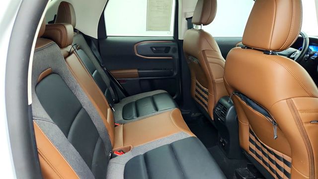 2023 Ford Bronco Sport Outer Banks 4x4 w/ Tech Package - 23017638 - 17