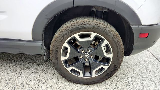 2023 Ford Bronco Sport Outer Banks 4x4 w/ Tech Package - 23017638 - 8