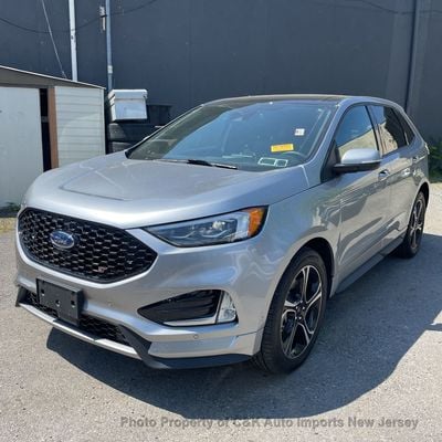 2023 Ford Edge