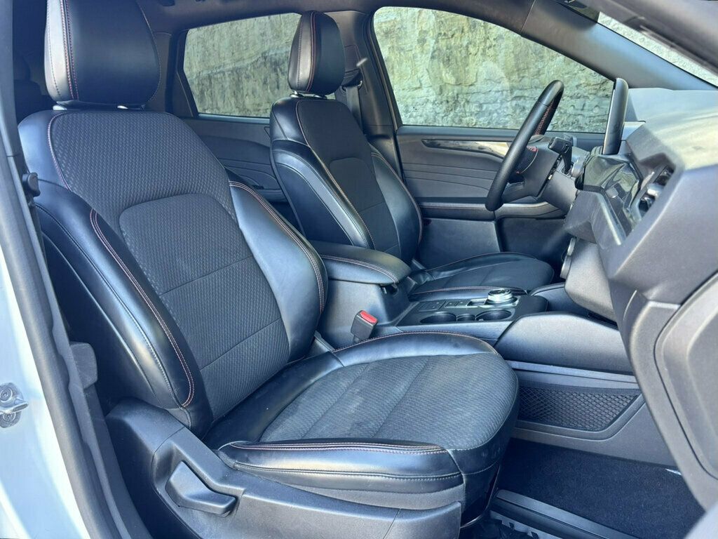 2023 Ford Escape 2023 Ford Escape ST-Line (2 OWNER) - 23094776 - 18