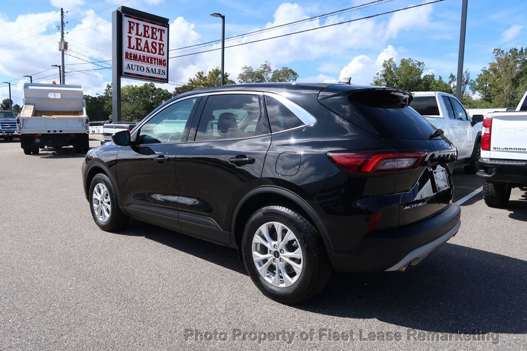 2023 Ford Escape Active photo 3