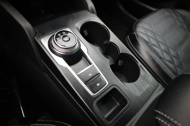 2023 Ford Escape Platinum AWD w/ Premium Technology Pkg & Panoramic Vista Roof - 22937458 - 14