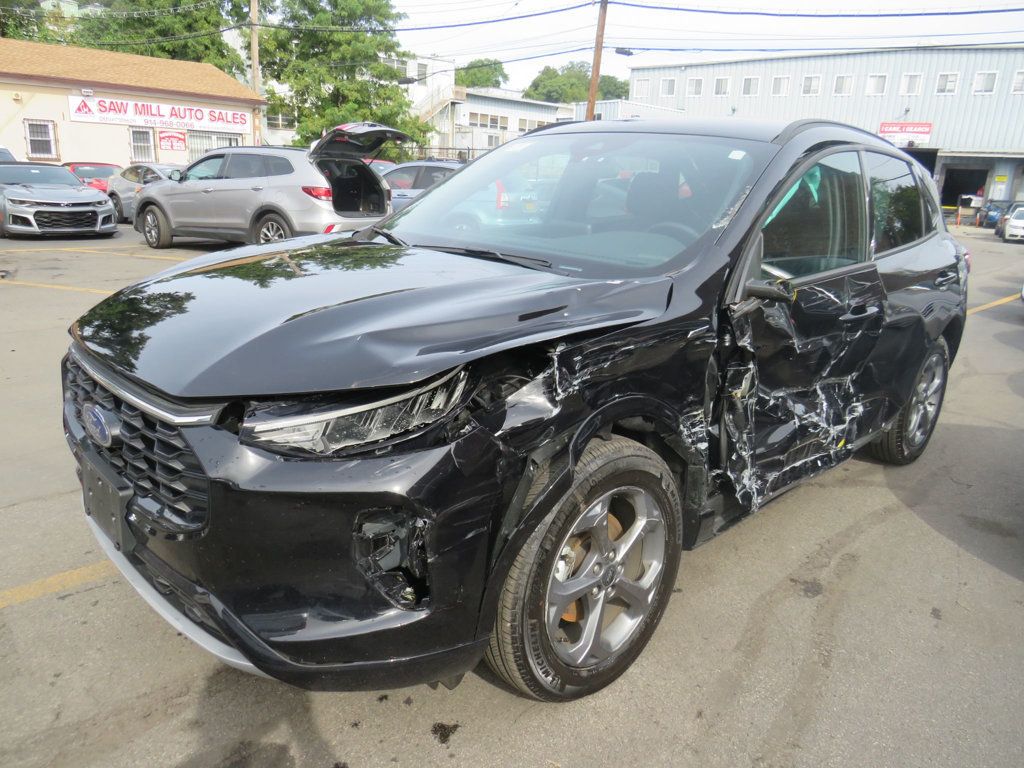 2023 Ford Escape
