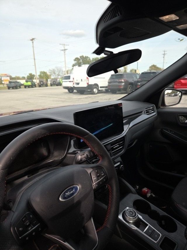2023 Ford Escape ST-Line AWD - 22940260 - 9