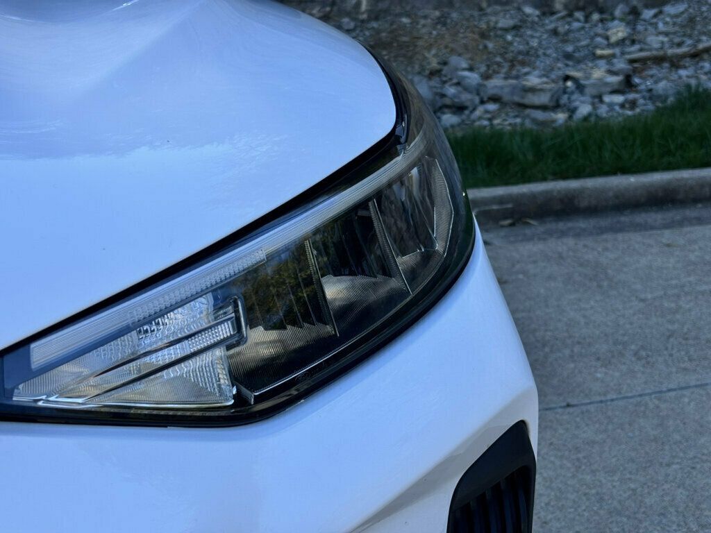 2023 Ford Escape ST-Line AWD - 23094776 - 10