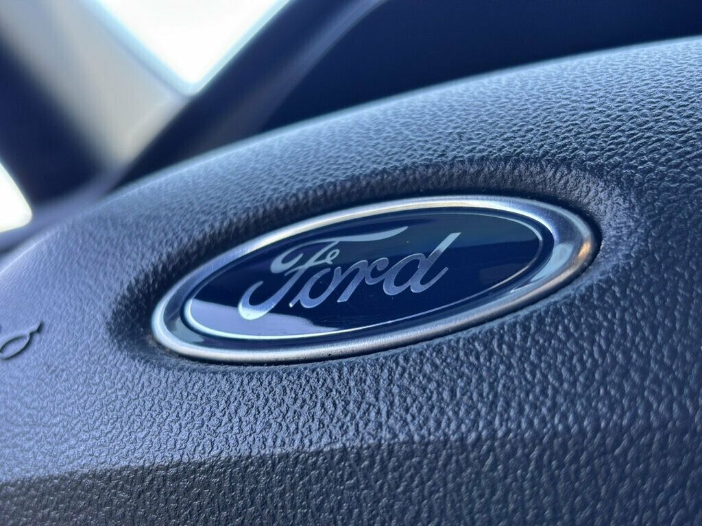 2023 Ford Escape ST-Line AWD - 23094776 - 32