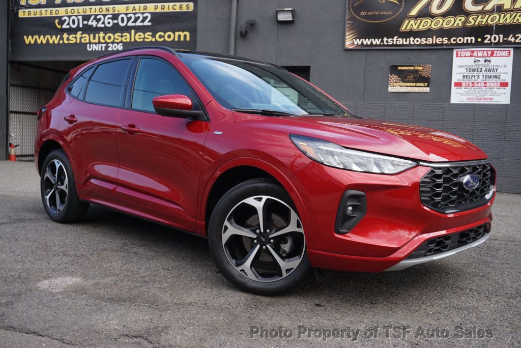 2023 Ford Escape ST-Line Select AWD PANO ROOF CARPLAY NAVI 360 CAMERAS HOT SEATS  - 23004243 | Video 1