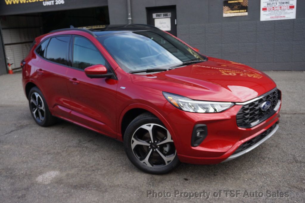 2023 Ford Escape ST-Line Select AWD PANO ROOF CARPLAY NAVI 360 CAMERAS HOT SEATS  - 23004243 - 1