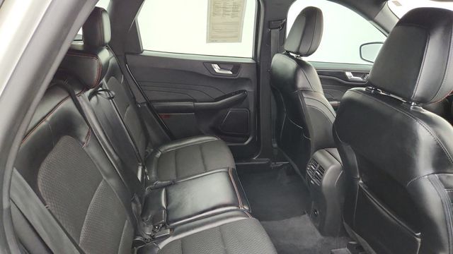 2023 Ford Escape ST-Line with Tech Package #1 - 22948591 - 22