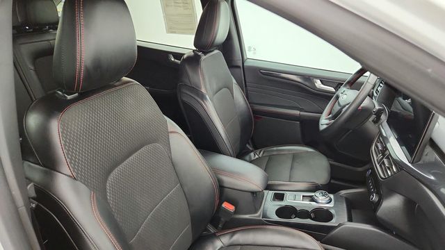2023 Ford Escape ST-Line with Tech Package #1 - 22948591 - 23