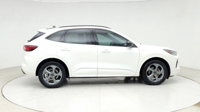 2023 Ford Escape ST-Line with Tech Package #1 - 22948591 - 3