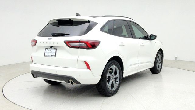 2023 Ford Escape ST-Line with Tech Package #1 - 22948591 - 4