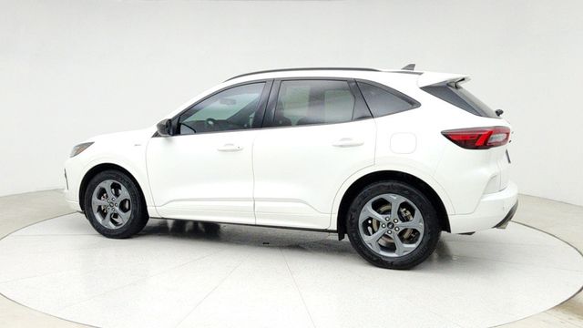 2023 Ford Escape ST-Line with Tech Package #1 - 22948591 - 6