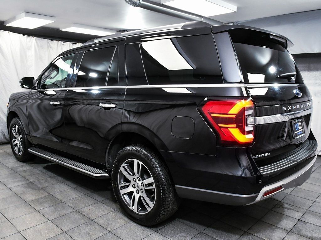 2023 Ford Expedition Limited photo 2