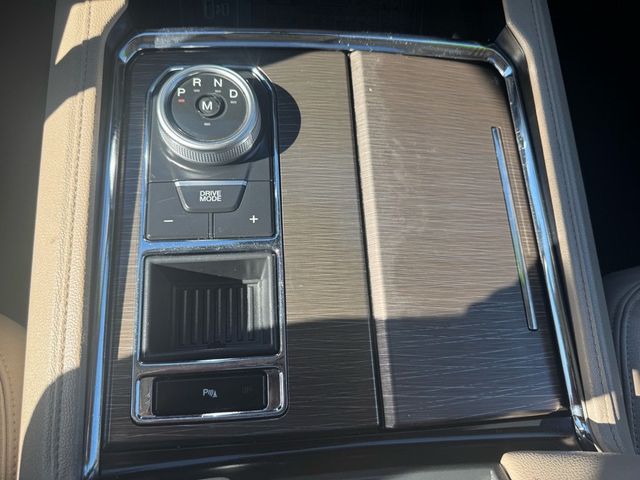 2023 Ford Expedition Limited - 22937737 - 25