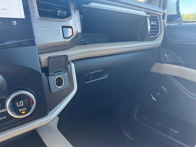 2023 Ford Expedition Limited - 22937737 - 28